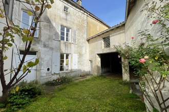  maison chef-boutonne 79110