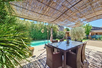  maison cheval-blanc 84460