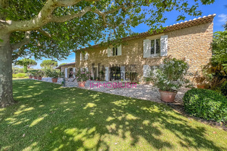 maison cheval-blanc 84460