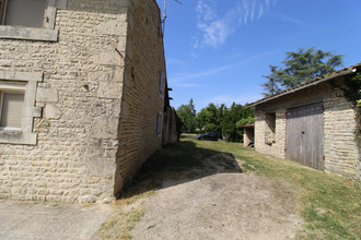  maison chize 79170