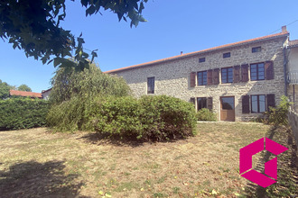  maison chomelix 43500