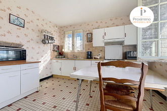  maison cintre 35310