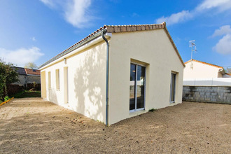  maison civray 86400