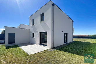  maison clerlande 63720