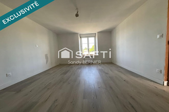  maison cloue 86600