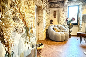  maison collias 30210