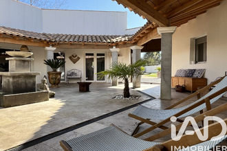  maison collias 30210