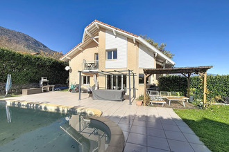  maison collonges 01550