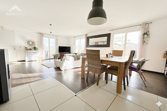  maison collonges 01550