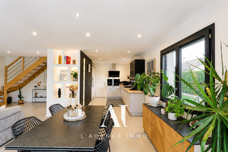  maison collonges 01550