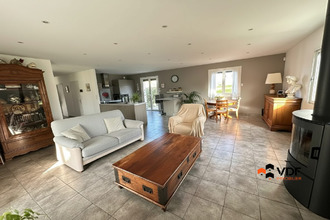  maison commelle-vernay 42120