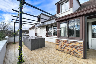  maison commeny 95450