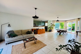  maison corne 49630