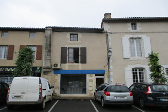  maison couhe 86700