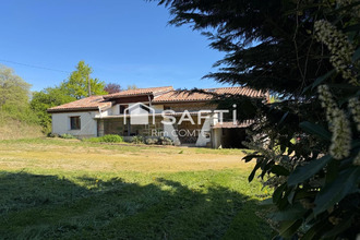  maison cour-et-buis 38122