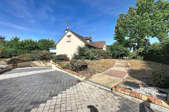  maison courtillers 72300