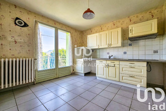  maison creissels 12100