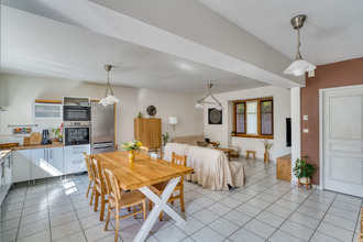  maison cremieu 38460