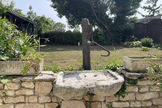  maison croix-chapeau 17220