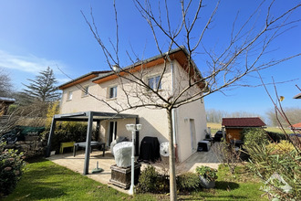  maison crozet 01170