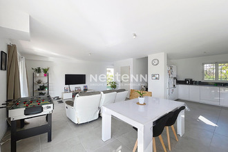  maison cucuron 84160