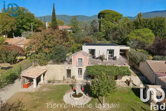  maison cucuron 84160