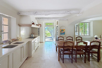  maison cucuron 84160