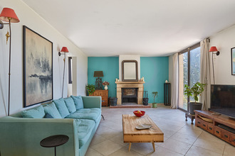  maison cucuron 84160