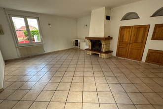  maison curgies 59990