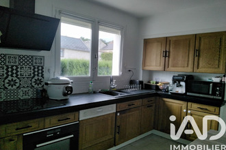  maison distre 49400