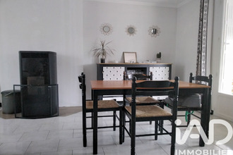  maison distre 49400