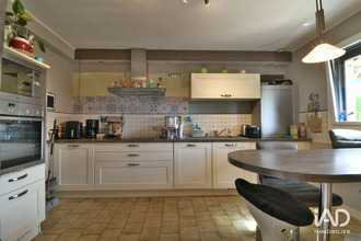 maison distre 49400