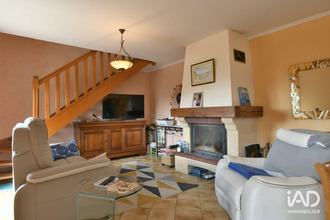  maison distre 49400