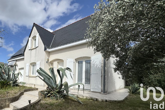  maison distre 49400