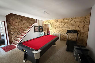  maison donchery 08350