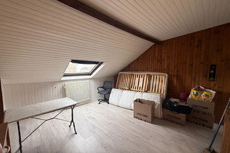  maison donchery 08350