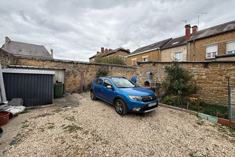  maison donchery 08350