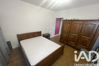  maison donchery 08350