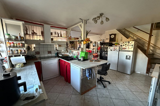  maison donchery 08350