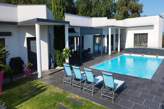  maison eaunes 31600