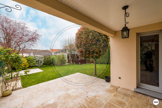  maison ecquevilly 78920