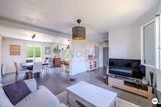  maison ecquevilly 78920