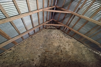  maison egliseneuve-d-entraigues 63850