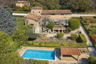  maison entrecasteaux 83570