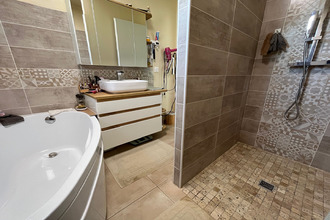  maison entrechaux 84340