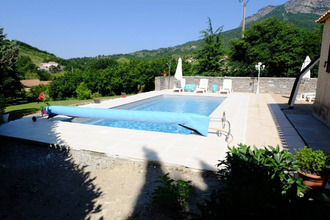  maison entrepierres 04200