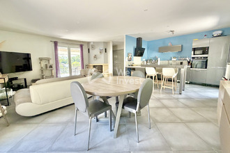  maison enval 63530