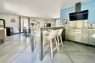  maison enval 63530