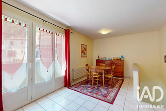 maison enval 63530