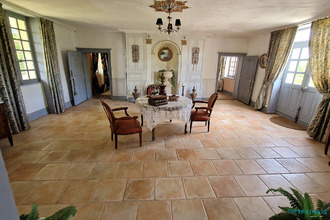  maison esnouveaux 52340